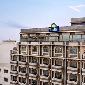 Days Hotel & Suites By Wyndham Dakar